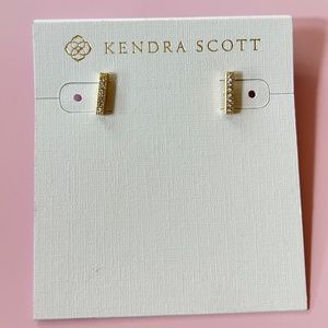 Kendra Scott Austin Pave Bar Stud in Gold and White Crystal